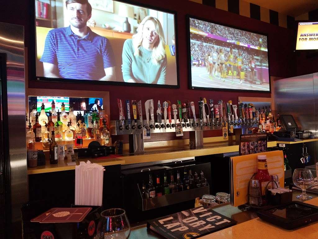 Buffalo Wild Wings | 1505 Rocky Mountain Ave, Loveland, CO 80538, USA | Phone: (970) 461-1999