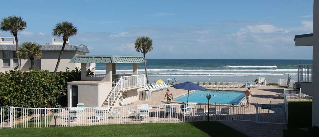 New Smyrna Beach Condo Vacation Rentals | 4849 Saxon Dr c104, New Smyrna Beach, FL 32169, USA | Phone: (407) 430-9541