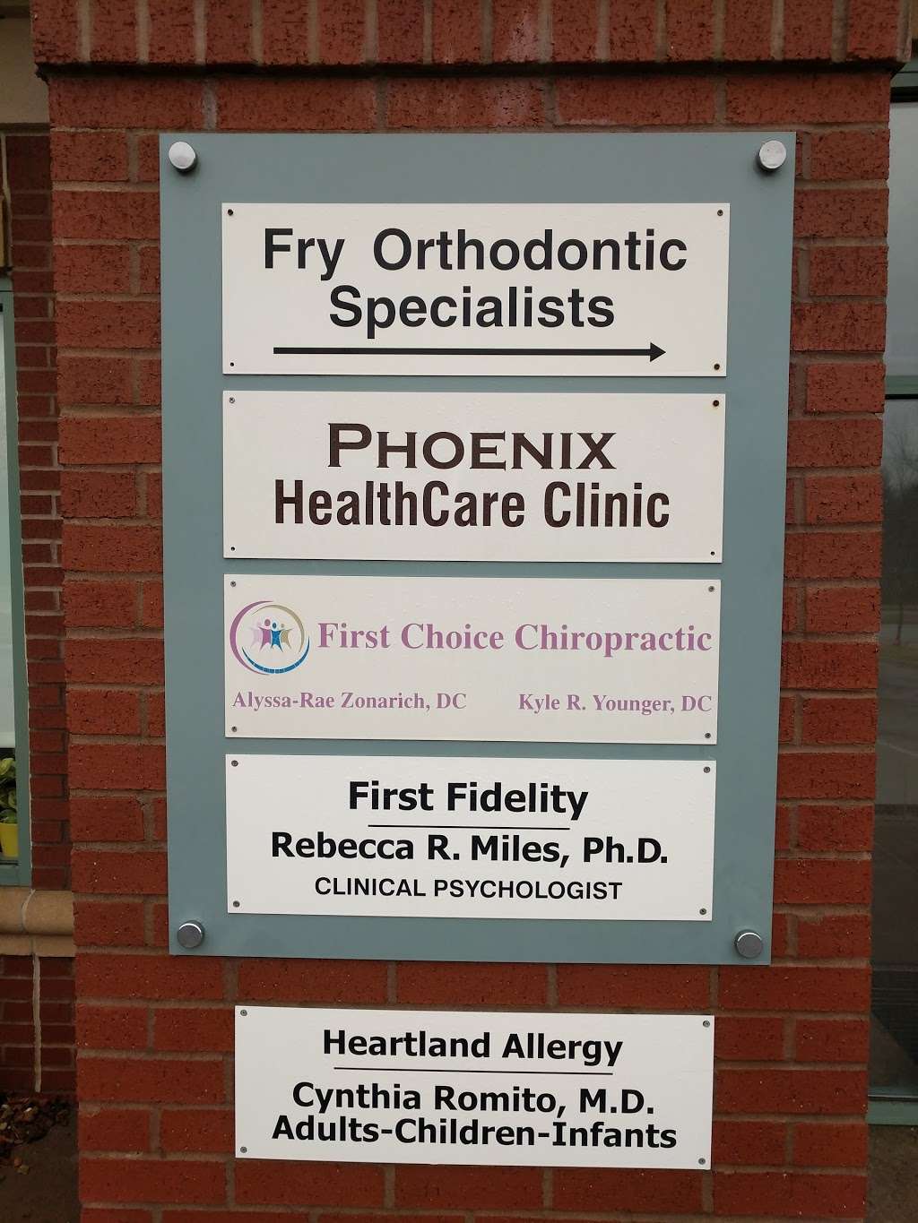 Phoenix HealthCare Clinic | 11960 Quivira Road St #100, Overland Park, KS 66213, USA | Phone: (913) 851-0500