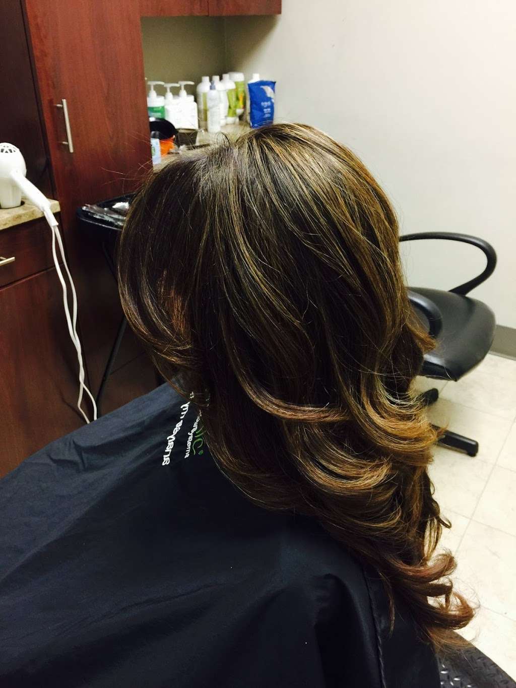 Organic Hair Studio | 21800 Towncenter Plaza #239, Sterling, VA 20164 | Phone: (703) 473-6325