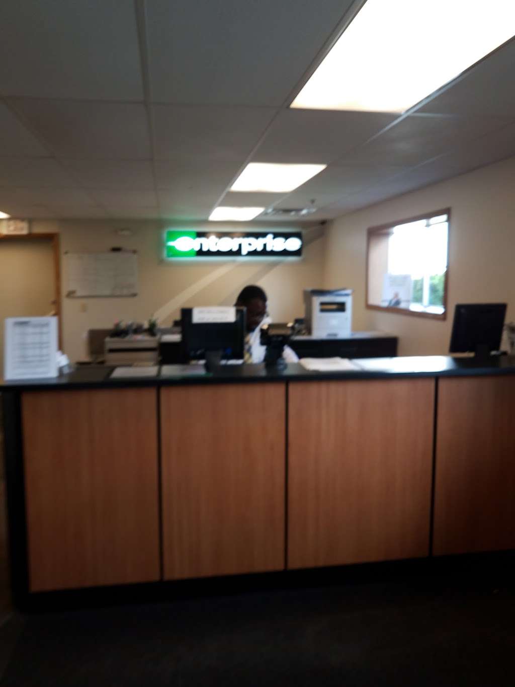 Enterprise Rent-A-Car | 3331 Glenwood Lansing Rd, Lansing, IL 60438, USA | Phone: (708) 474-4220