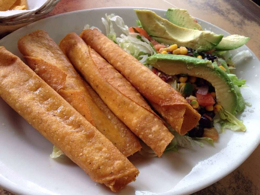 Miguels Mexican & American Restaurant | 4252 Business Center Dr, Charlotte, NC 28214, USA | Phone: (704) 393-3890