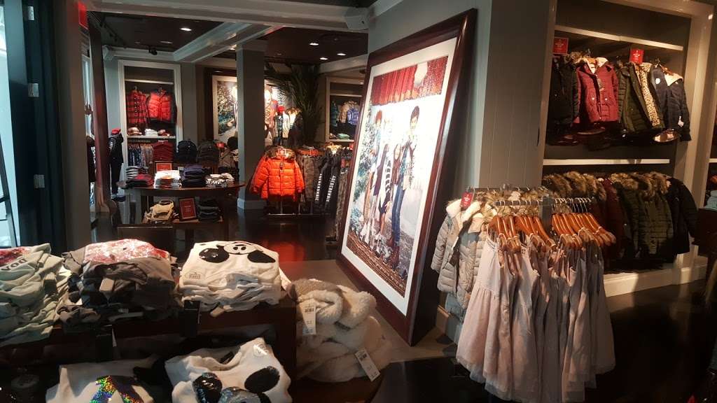 abercrombie kids | 4200 Conroy Rd #190, Orlando, FL 32839, USA | Phone: (321) 445-0105