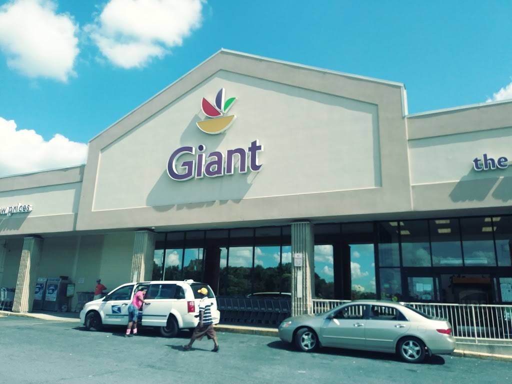 Giant Food | 5150 Sinclair Ln, Baltimore, MD 21206, USA | Phone: (410) 483-6674