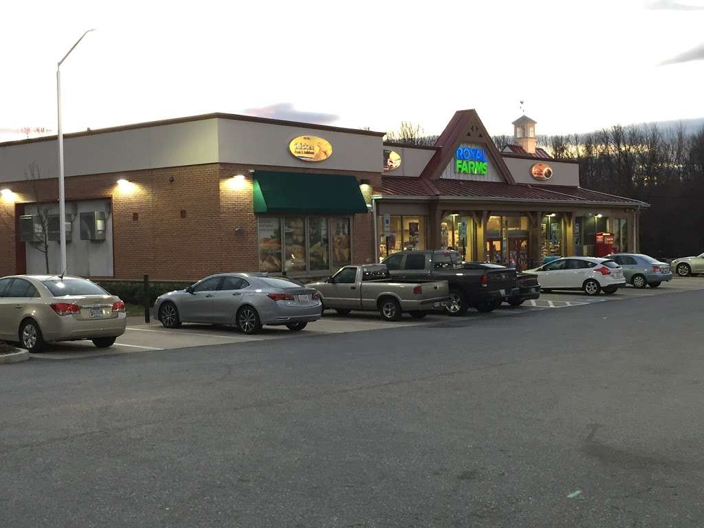 Royal Farms | 1558 Annapolis Rd, Odenton, MD 21113, USA | Phone: (410) 305-1341