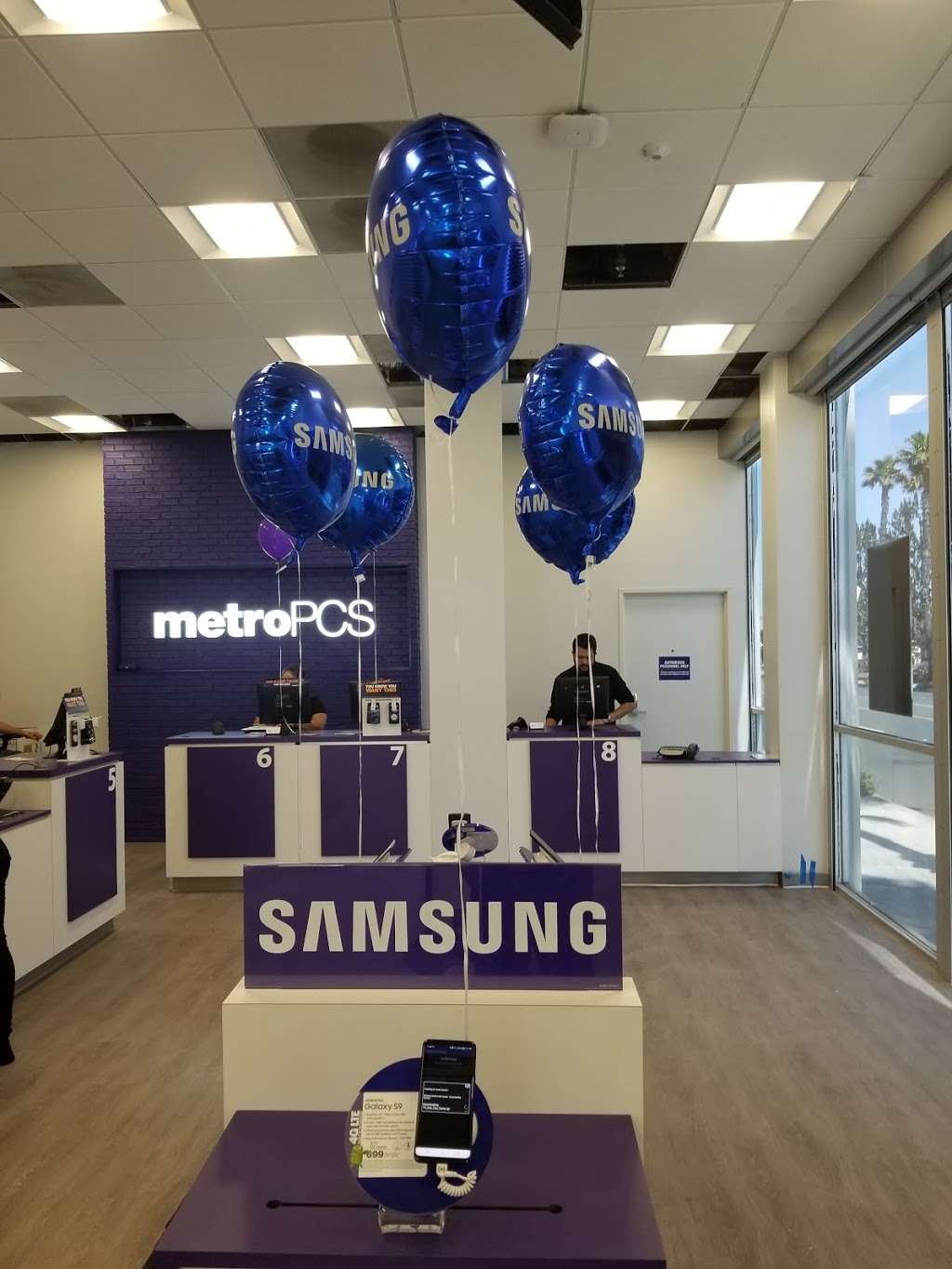 Metro by T-Mobile | 5555 E Stearns St #101, Long Beach, CA 90815 | Phone: (714) 730-2874