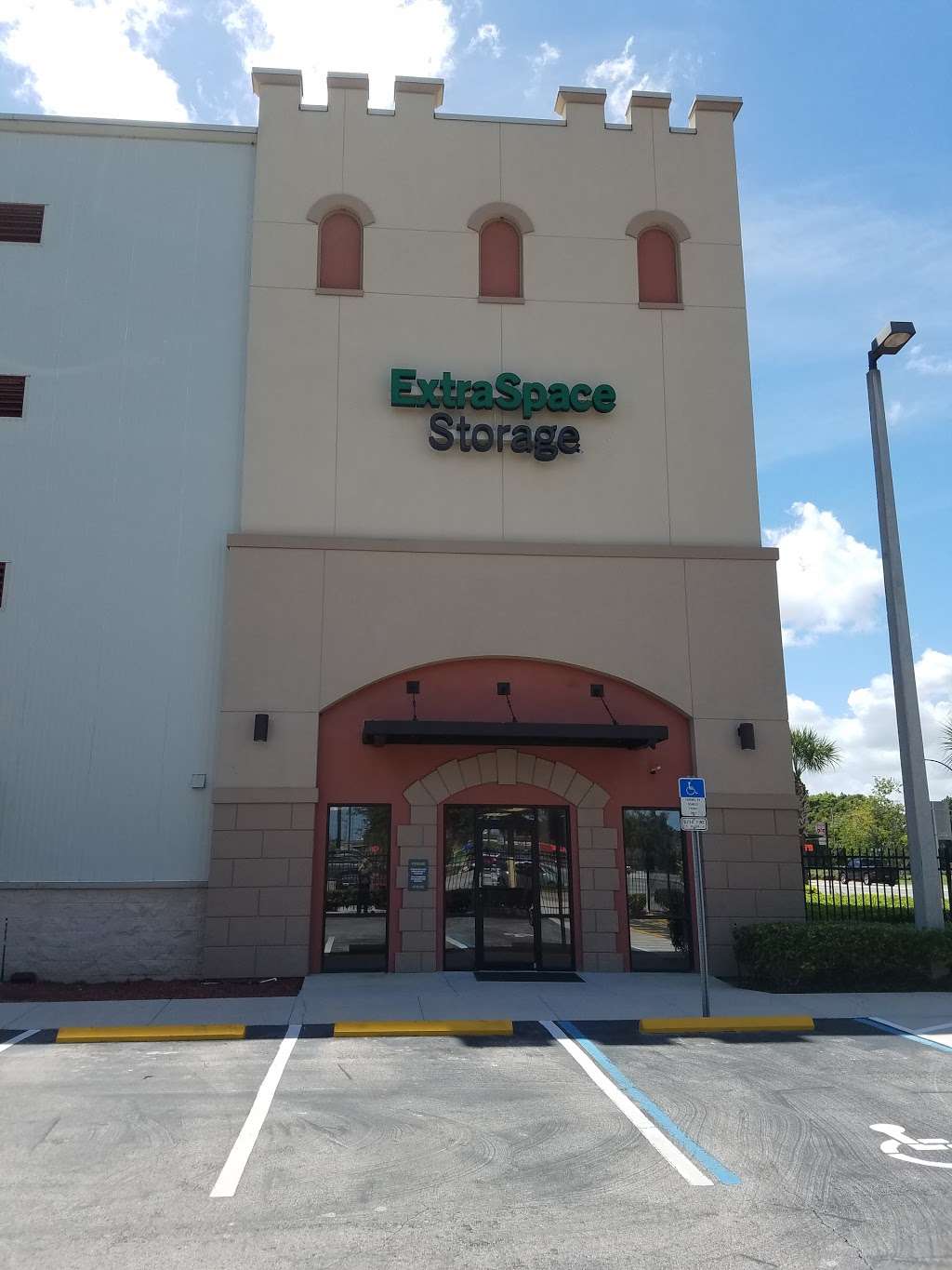 Extra Space Storage | 3501 S Orange Blossom Trail, Orlando, FL 32839, USA | Phone: (407) 839-2917