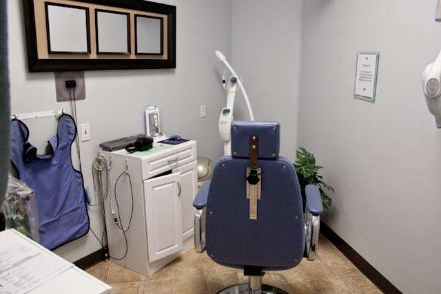 Smile City Dental in Valencia, CA | 23884 Copper Hill Dr, Valencia, CA 91354 | Phone: (661) 702-9595