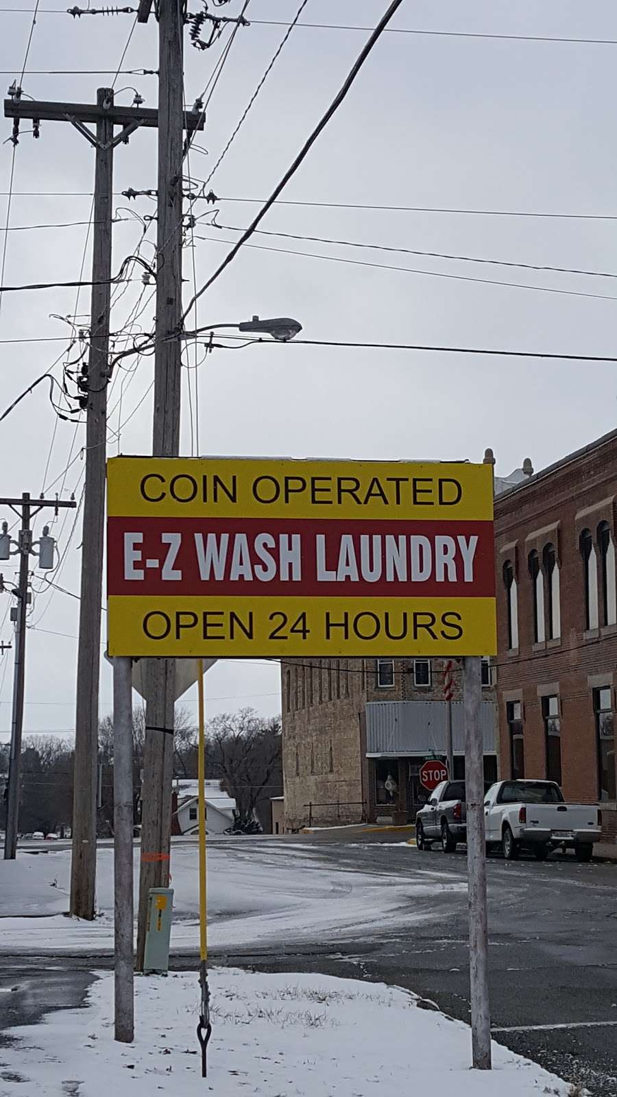 Coin Laundry | 2-98 E 21st St, Higginsville, MO 64037, USA