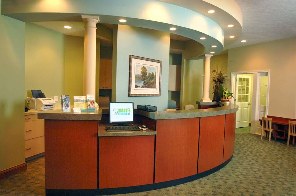 Roberts Orthodontics | 5955 S Emerson Ave #200, Indianapolis, IN 46237, USA | Phone: (317) 536-1365