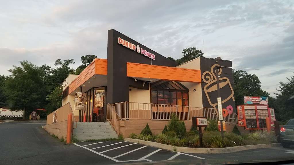 Dunkin Donuts | 3030 Queens Chapel Rd, Avondale, MD 20782, USA | Phone: (240) 696-7363