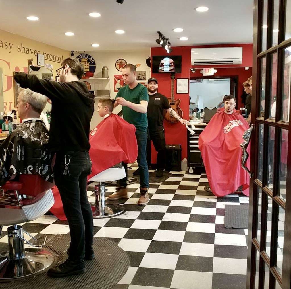 Slicks Cuts & Shave Parlor | 213 Lafayette Rd, Salisbury, MA 01952, USA | Phone: (978) 979-1638