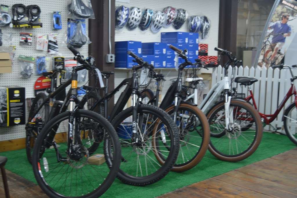 Beckys Bikes | 8404 Railroad St #1, Crystal Lake, IL 60012, USA | Phone: (815) 459-4990