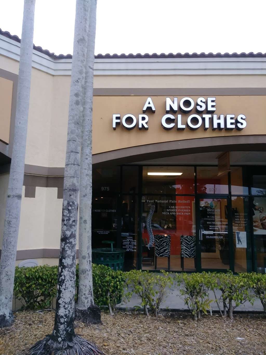 A Nose For Clothes | 975 N Nob Hill Rd, Plantation, FL 33324, USA | Phone: (954) 423-9888