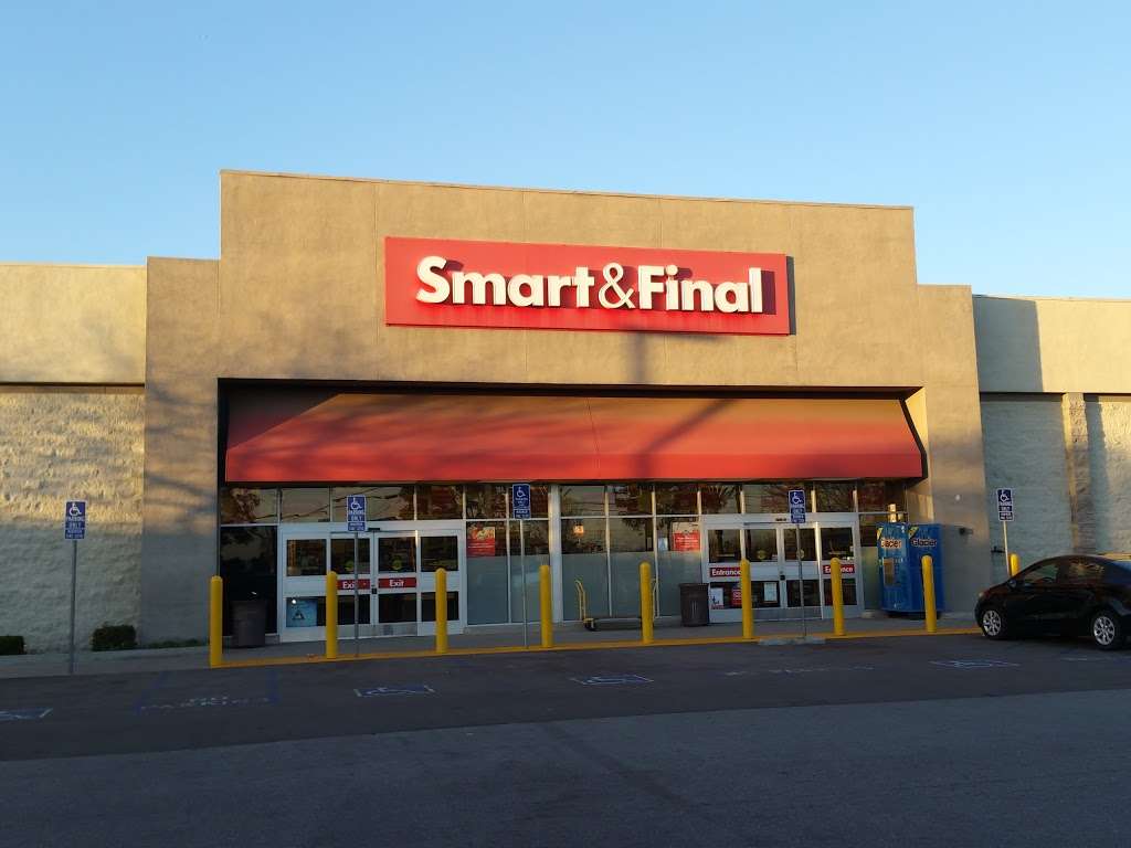 Smart & Final | 17000 E Foothill Blvd, Fontana, CA 92335, USA | Phone: (909) 429-9800
