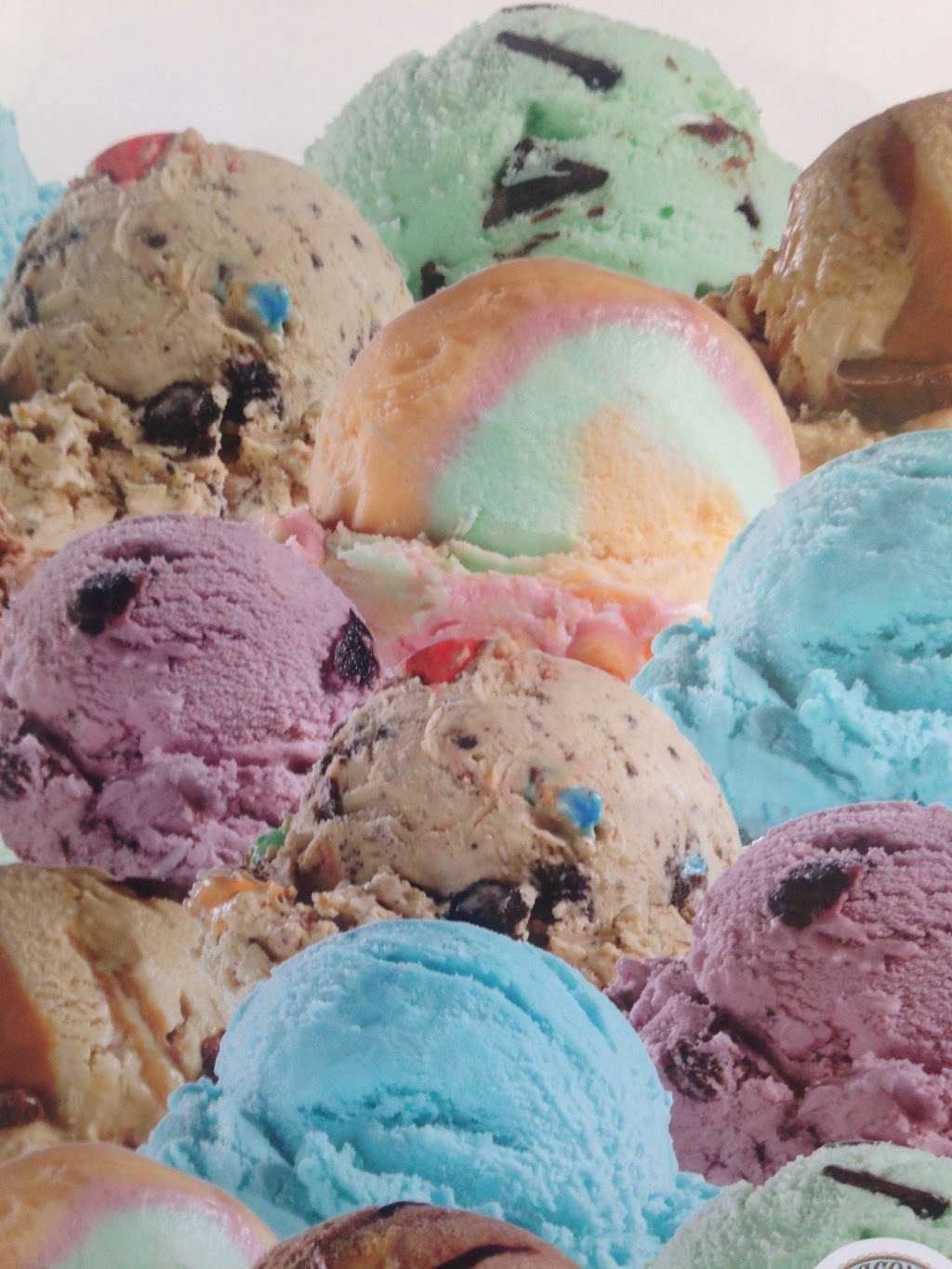 The Delavan Lake Store | 2001 N Shore Dr, Delavan, WI 53115, USA | Phone: (262) 725-6747