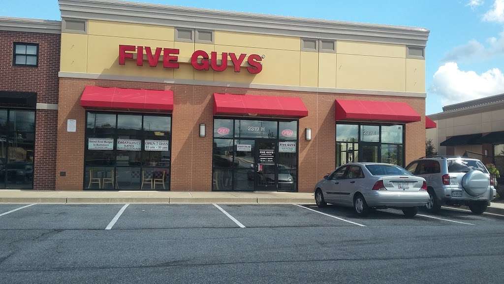 Five Guys | 2319 Hanover Pike, Hampstead, MD 21074, USA | Phone: (410) 374-8484