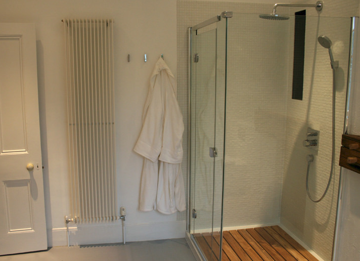 PB Shower Doors | 1490 W Rincon St y, Corona, CA 92880, USA | Phone: (951) 415-0733