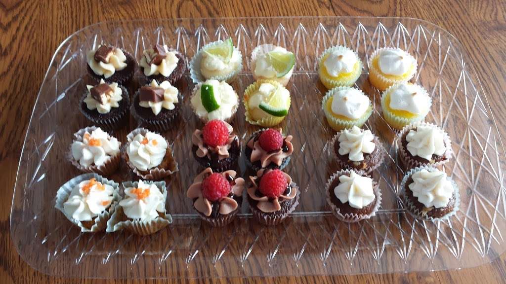 Magic Cupcakes for You | 7337 S Shepard Ave, Oak Creek, WI 53154, USA | Phone: (414) 559-6081