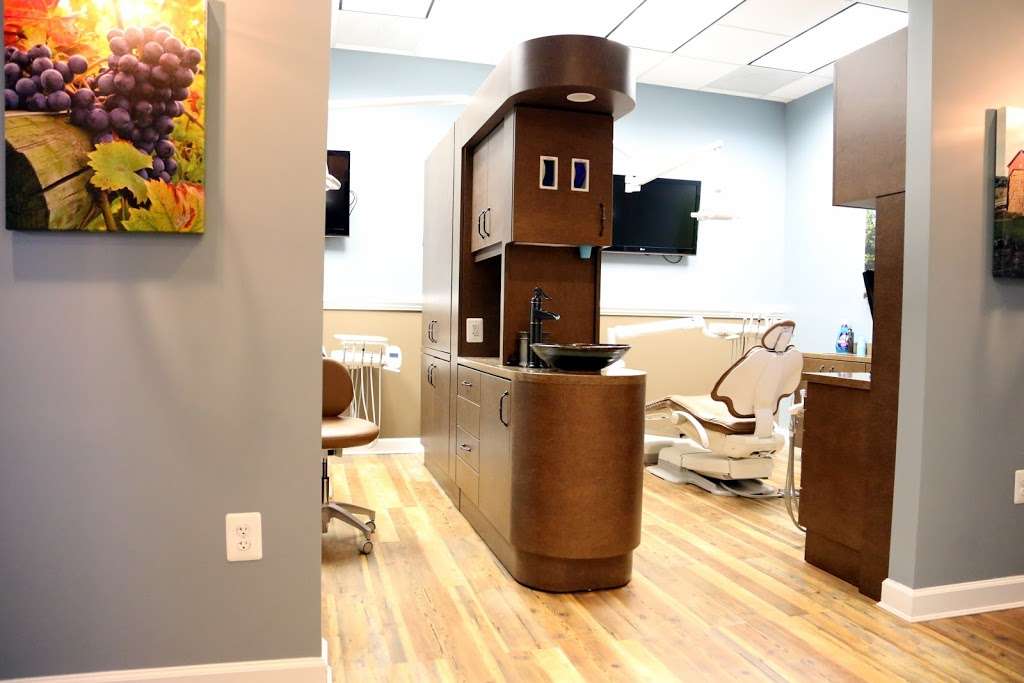 Dental Smiles at Purcellville Gateway | 100 Purcellville Gateway Dr D, Purcellville, VA 20132 | Phone: (540) 338-3330