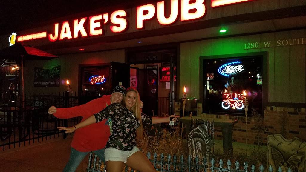 Jakes Pub | 1280 W Southport Rd, Indianapolis, IN 46217, USA | Phone: (317) 865-8888