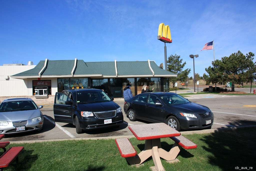 McDonalds | 10551 120th Ave, Pleasant Prairie, WI 53158 | Phone: (262) 857-9634