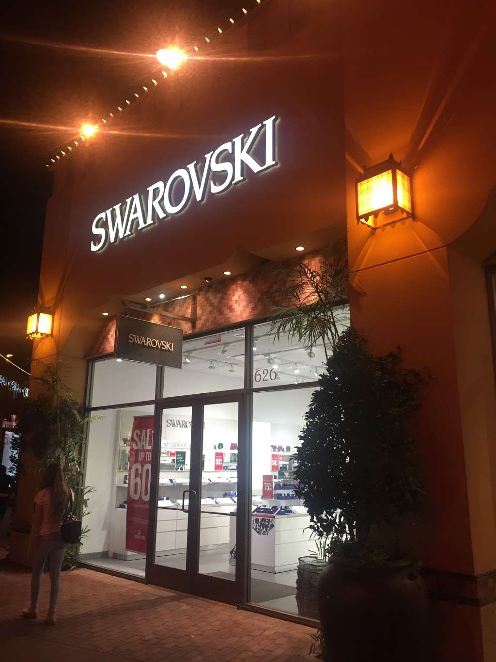 Swarovski Citadel Outlets | 100 Citadel Dr #626, Commerce, CA 90040, USA | Phone: (323) 720-9780