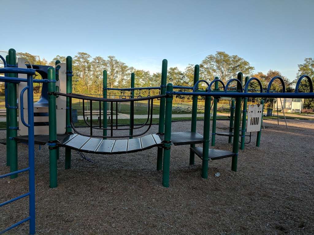 Petersen Splash Pad at Watson Park | Gordon Rd, Braintree, MA 02184, USA | Phone: (781) 794-8910