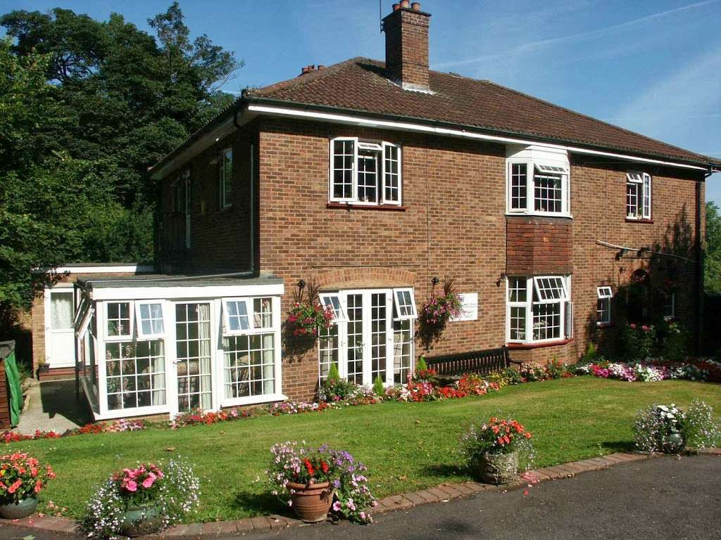Wolfe House Care Home | Wolfe House, Wolfs Row, Oxted RH8 0EB, UK | Phone: 01883 716627