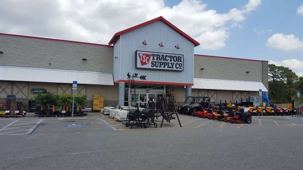 Tractor Supply Co. | 6801 State Rd 50, Groveland, FL 34736, USA | Phone: (352) 429-2502