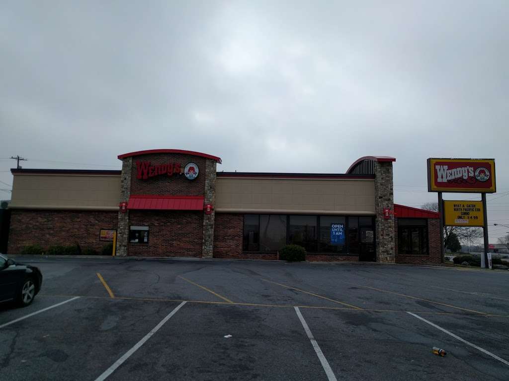 Wendys | 1210 U.S. Hwy 70 SW, Hickory, NC 28602, USA | Phone: (828) 327-3434