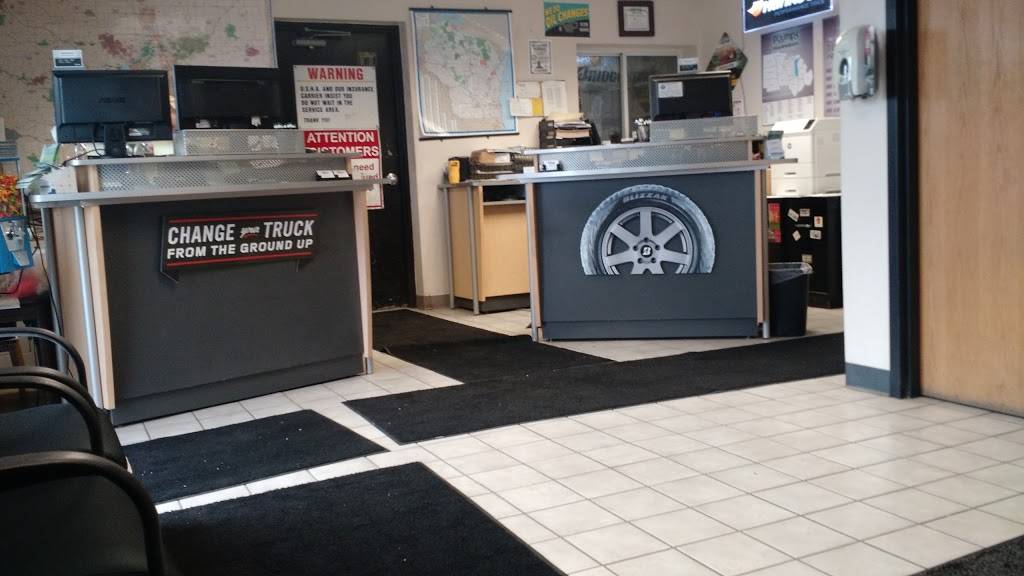 Pomps Tire Service | 7231 Gene St, DeForest, WI 53532, USA | Phone: (608) 846-0674