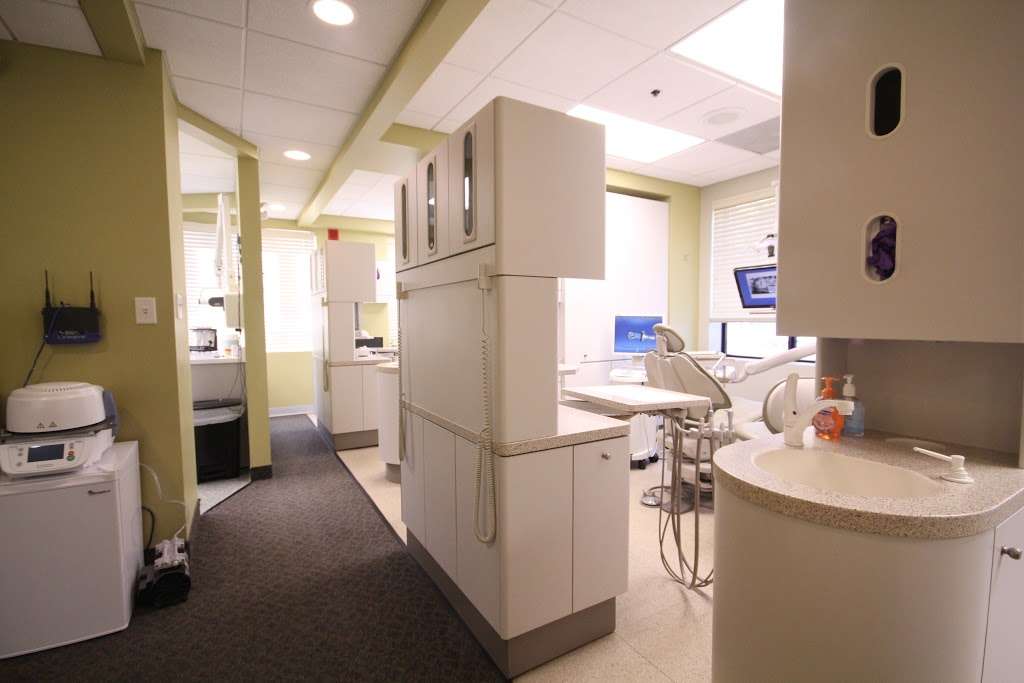 Complete Dental Care | 165 Bedford St #2, Burlington, MA 01803, USA | Phone: (781) 272-0441