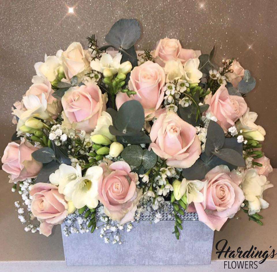 Hardings Flowers | 25 Shambrook Rd, Cheshunt, Waltham Cross EN7 6WA, UK | Phone: 07852 238237