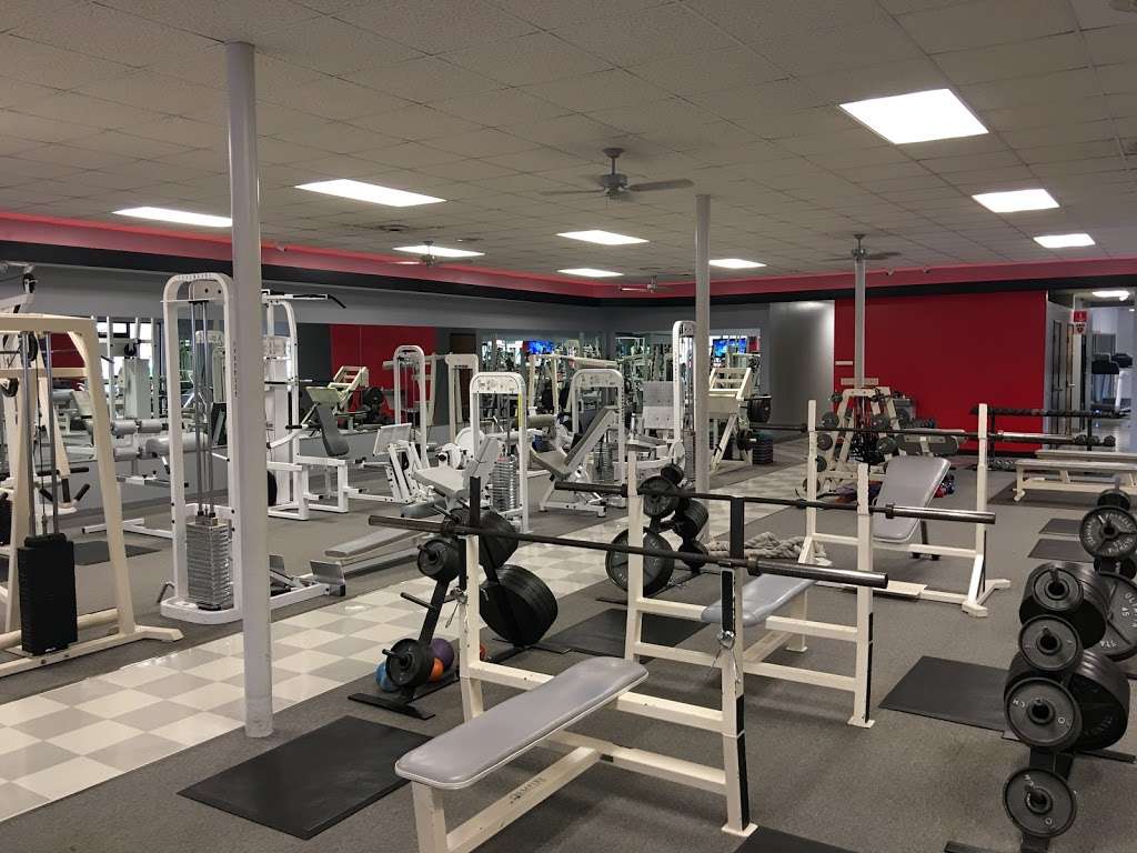 Gymies Fitness Center | 47 W Jackson St, Cicero, IN 46034, USA | Phone: (317) 984-3399