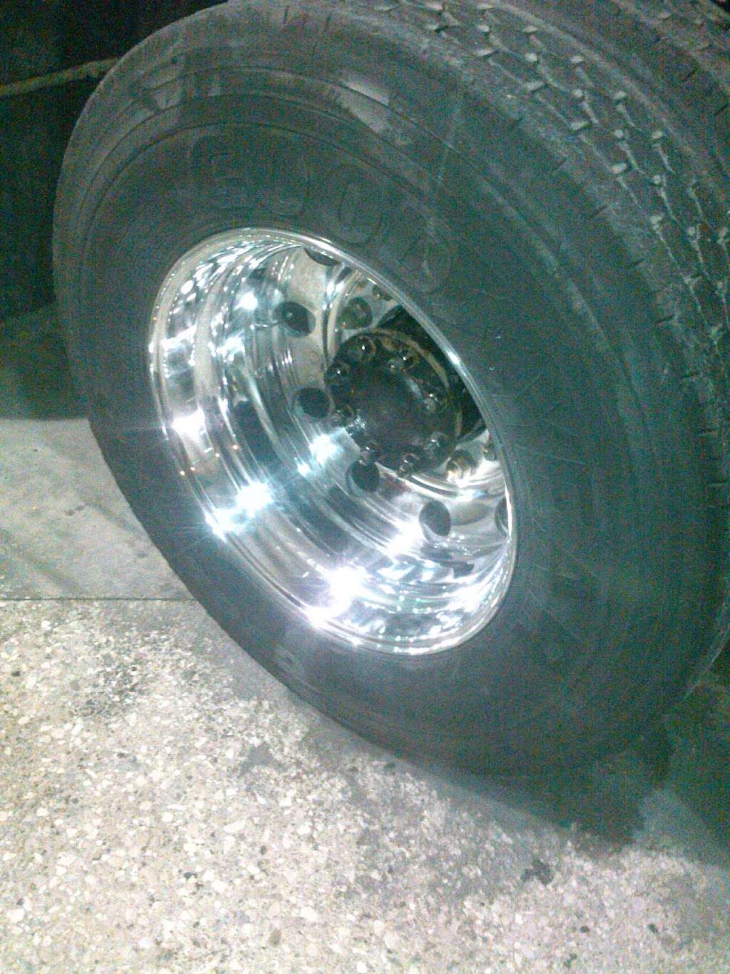 First Class Truck Wash | 2930 E 500 N, Whiteland, IN 46184, USA | Phone: (317) 535-9274