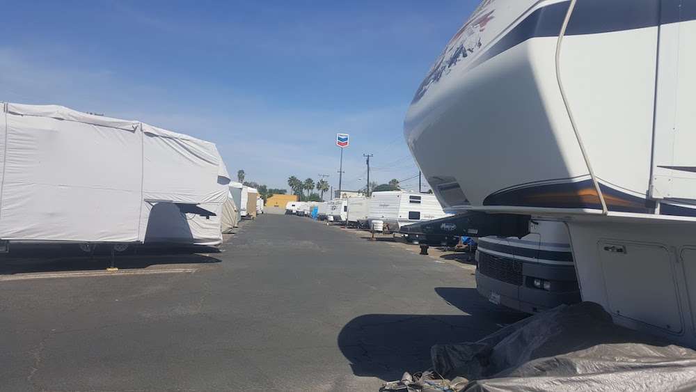 Pioneer RV Storage | 16703 Pioneer Blvd, Artesia, CA 90701 | Phone: (562) 924-1583