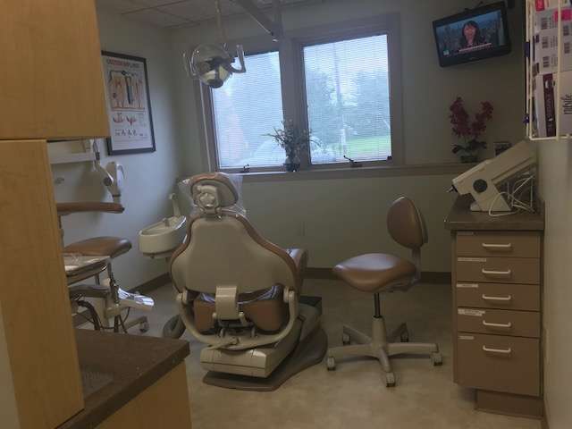 Bucks Dental Associates | 4 Meadowbrook Ln, Chalfont, PA 18914, USA | Phone: (215) 997-5550