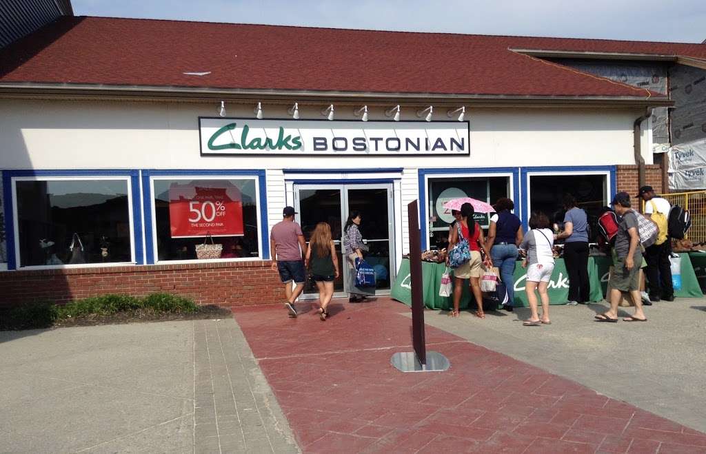 Clarks Bostonian Outlet | 209 Red Apple Ct, Central Valley, NY 10917, USA | Phone: (845) 928-5248