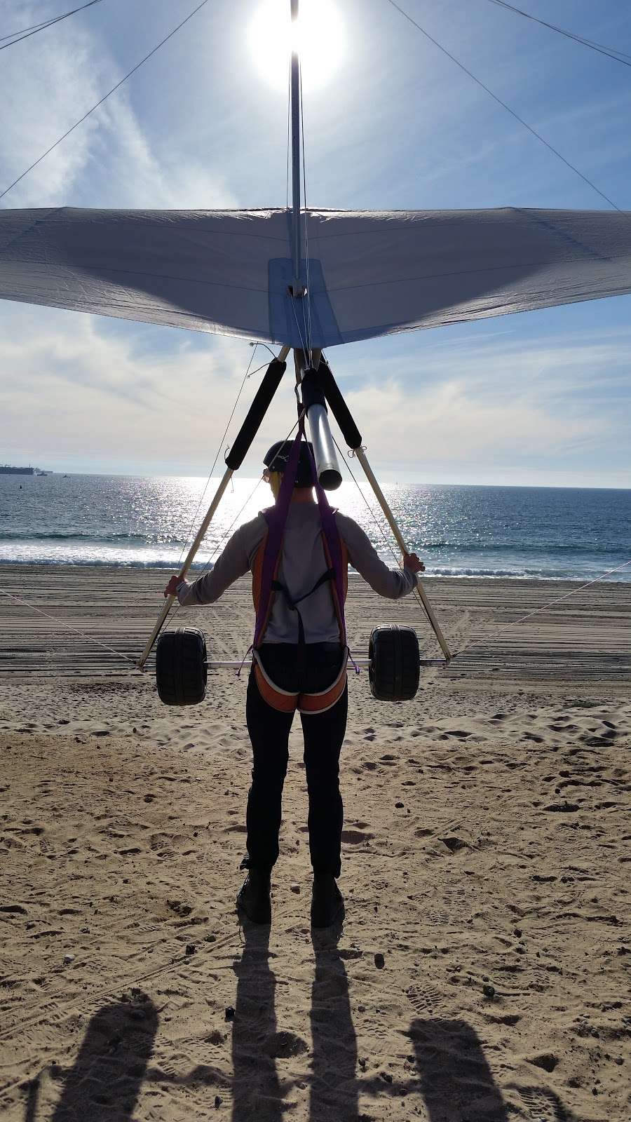 Windsports Hang Gliding at Dockweiler Beach | 12601 Vista Del Mar, Playa Del Rey, CA 90293, USA | Phone: (818) 367-2430