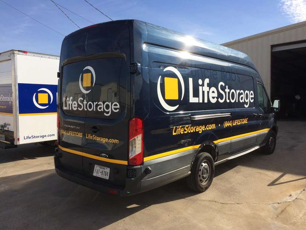 Life Storage | 2233 Franklin Dr, Mesquite, TX 75150, USA | Phone: (972) 285-6366