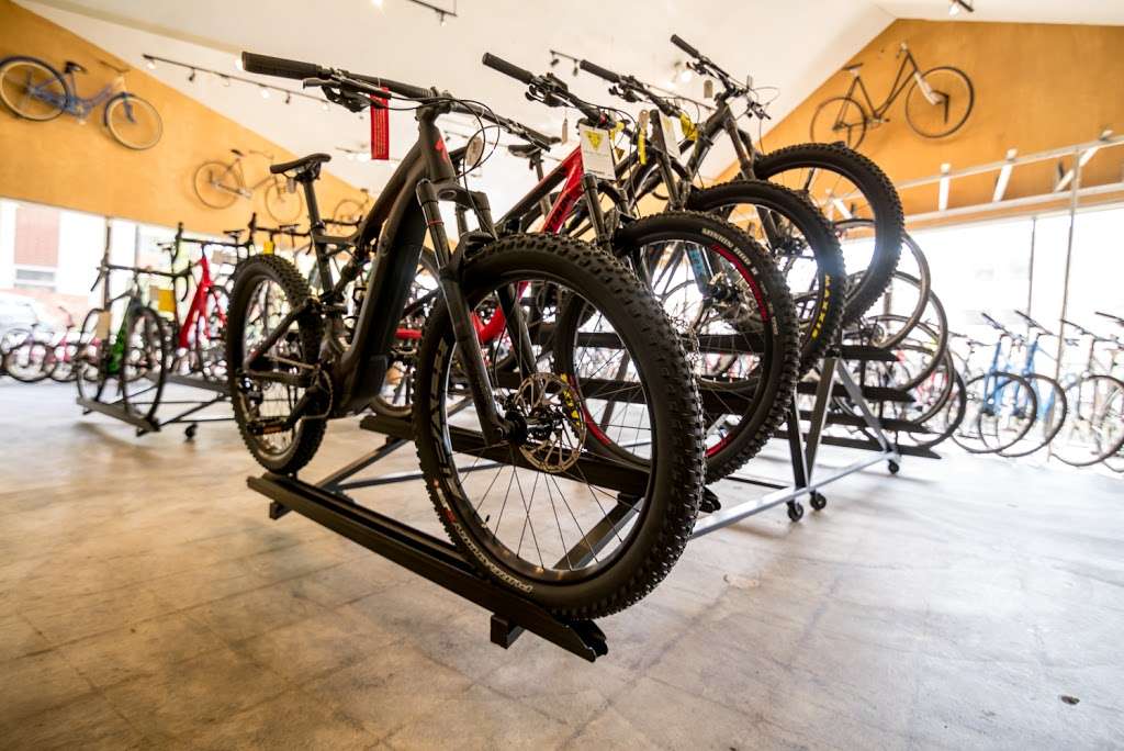 Montrose Bike Shop | 2501 Honolulu Ave, Montrose, CA 91020, USA | Phone: (818) 249-3993