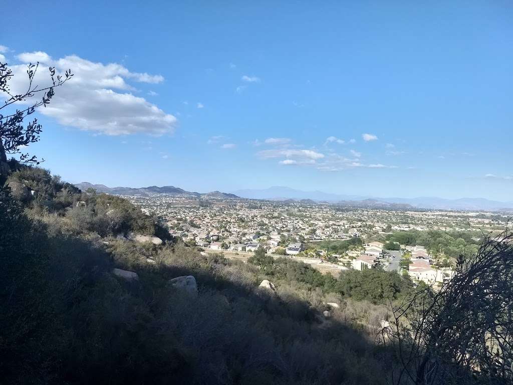 Cole Canyon Trail | 23173 Wiashal Trail, Murrieta, CA 92562, USA