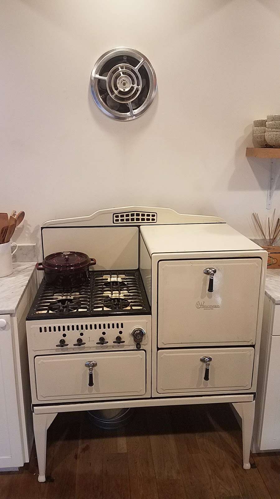 Antique Stoves | 170 Alabaster Loop, Perris, CA 92570 | Phone: (310) 287-1910