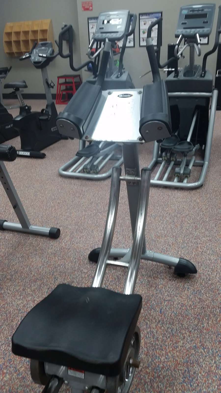 Barrera Community Fitness Center | 5800 Enrique M. Barrera Pkwy, San Antonio, TX 78227, USA | Phone: (210) 207-3221