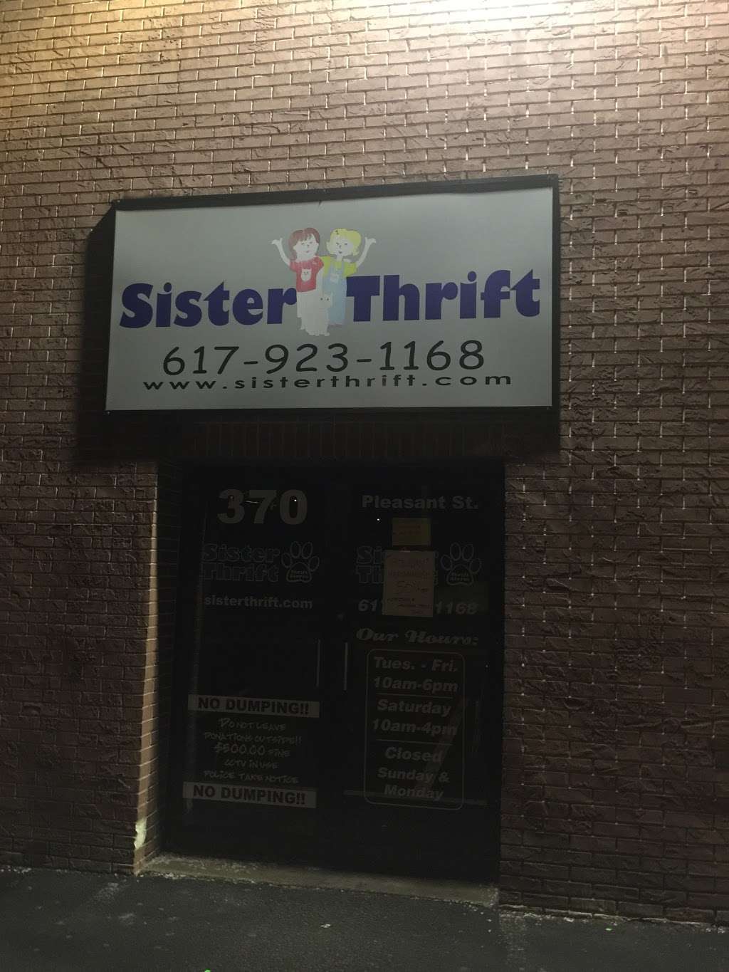 Sister Thrift | 370 Pleasant St, Watertown, MA 02472, USA | Phone: (617) 923-1168