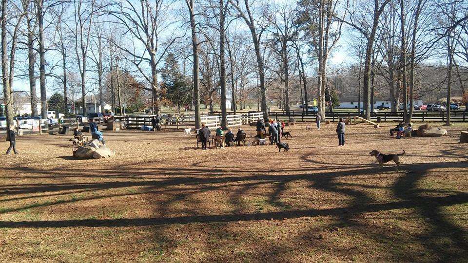 Vint Hill Dog Park | 4263 Aiken Dr, Warrenton, VA 20187, USA