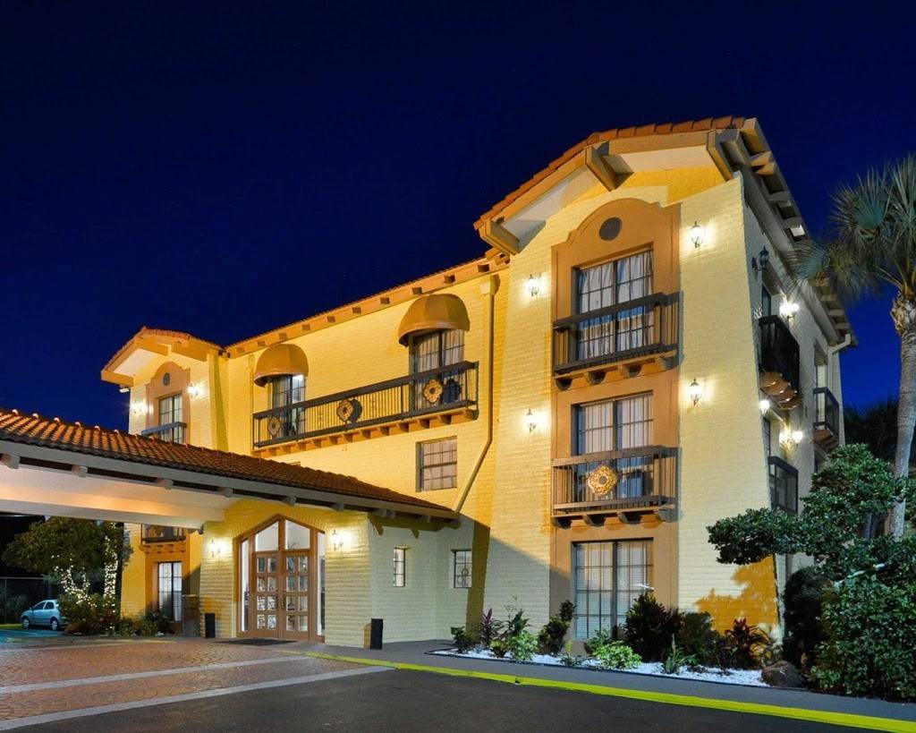 Rodeway Inn Near Ybor City - Casino | 2904 Melburne Blvd, Tampa, FL 33605, USA | Phone: (813) 374-2108