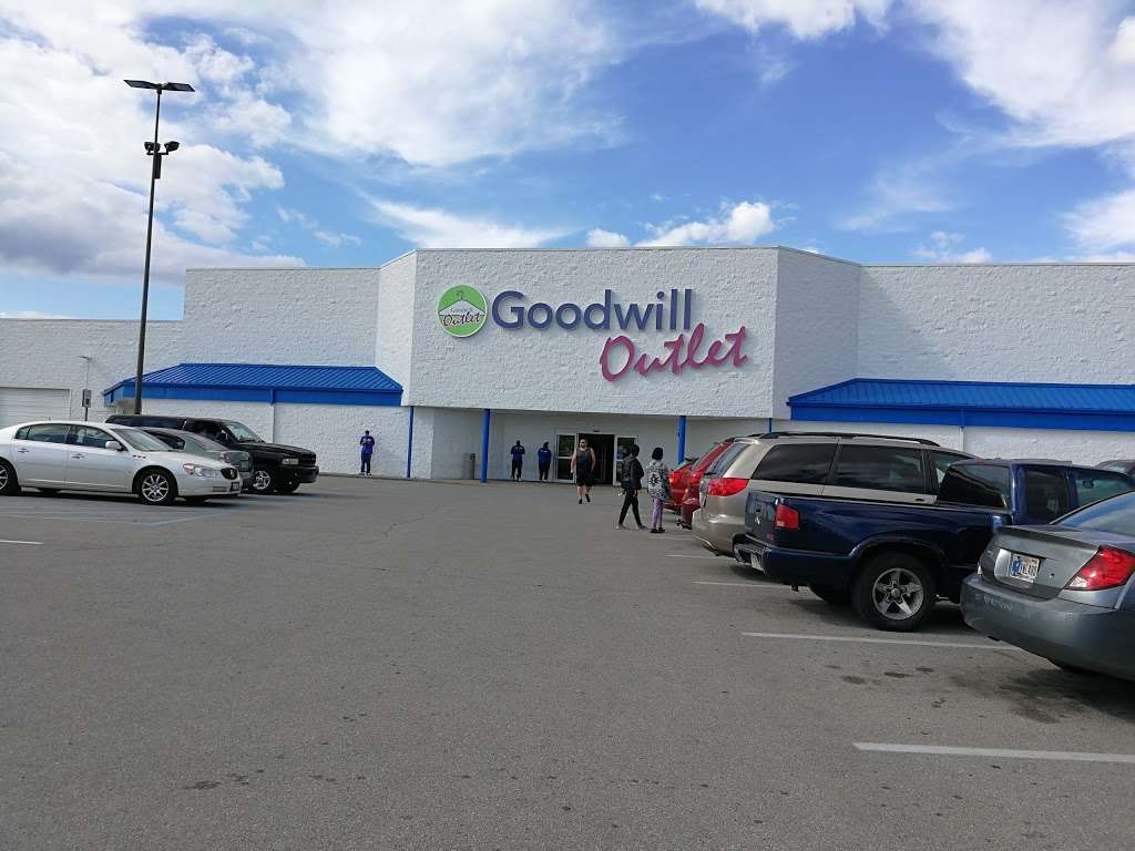 Goodwill Outlet Store | 6650 W Washington St, Indianapolis, IN 46241, USA | Phone: (317) 481-9355