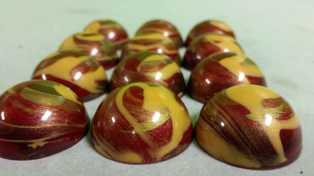 Evolution Artisan Confections | 901 Calumet Ave, Valparaiso, IN 46383 | Phone: (219) 707-7013